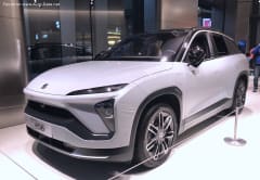 ES6 100 kWh (435 Hp) 4WD Electric