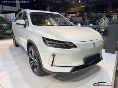 ET5 72 kWh (204 Hp) Electric