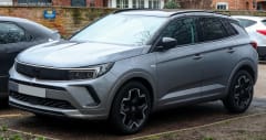 Grandland GSe 1.6 Turbo (300 Hp) Plug-in Hybrid4 4WD Automatic