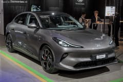 IM6 100 kWh (407 Hp)