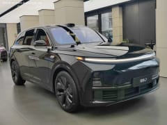 L7 1.5T 40.9 kWh (449 Hp) Extended Range 4WD