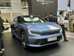 P7 89.8 kWh (272 Hp)
