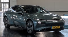 P7 550 64.4 kWh (276 Hp) Electric
