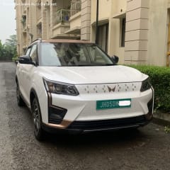 XUV400 34.5 kWh (150 Hp) Electric