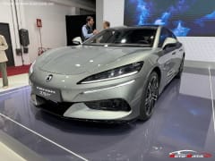 Z9 100 kWh (965 Hp) Electric 4WD