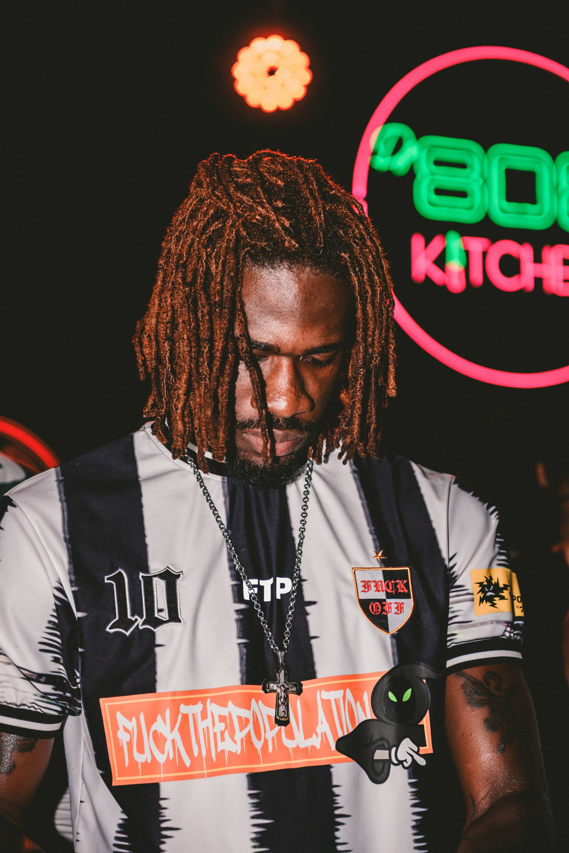 808's KITCHEN OUT OF OFFICE photo 25