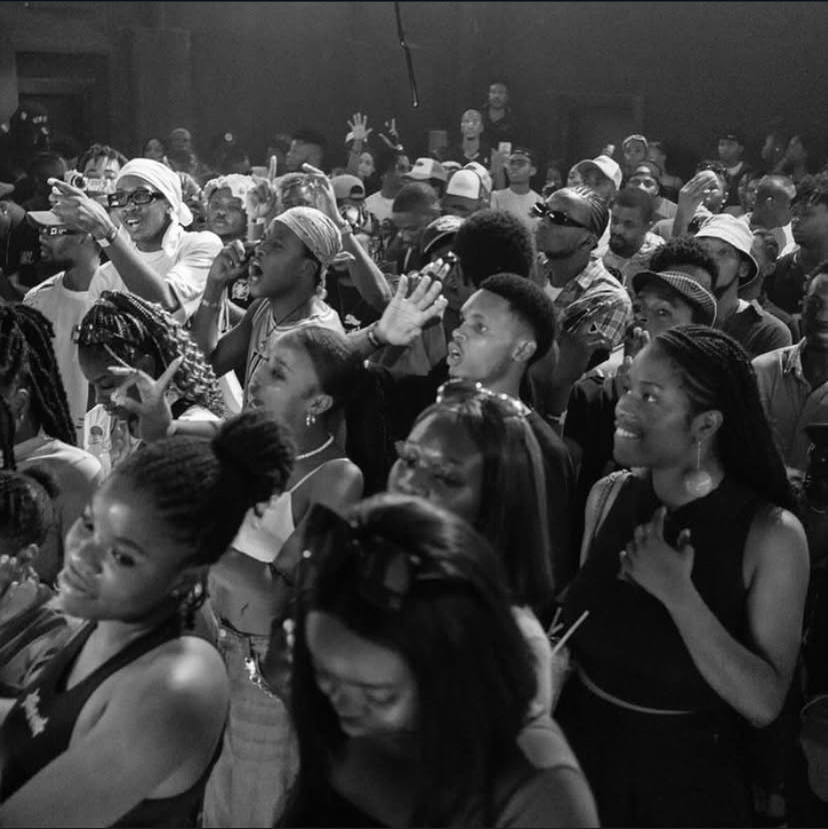 2000 & Activ. photo 1