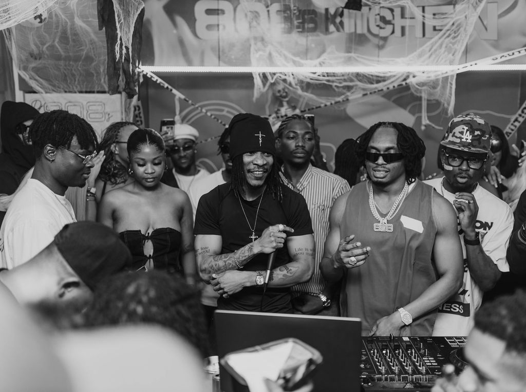 808 Kitchen: HAUNTED photo 16