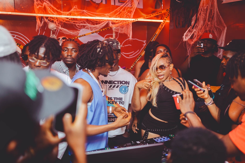 808 Kitchen: HAUNTED photo 10