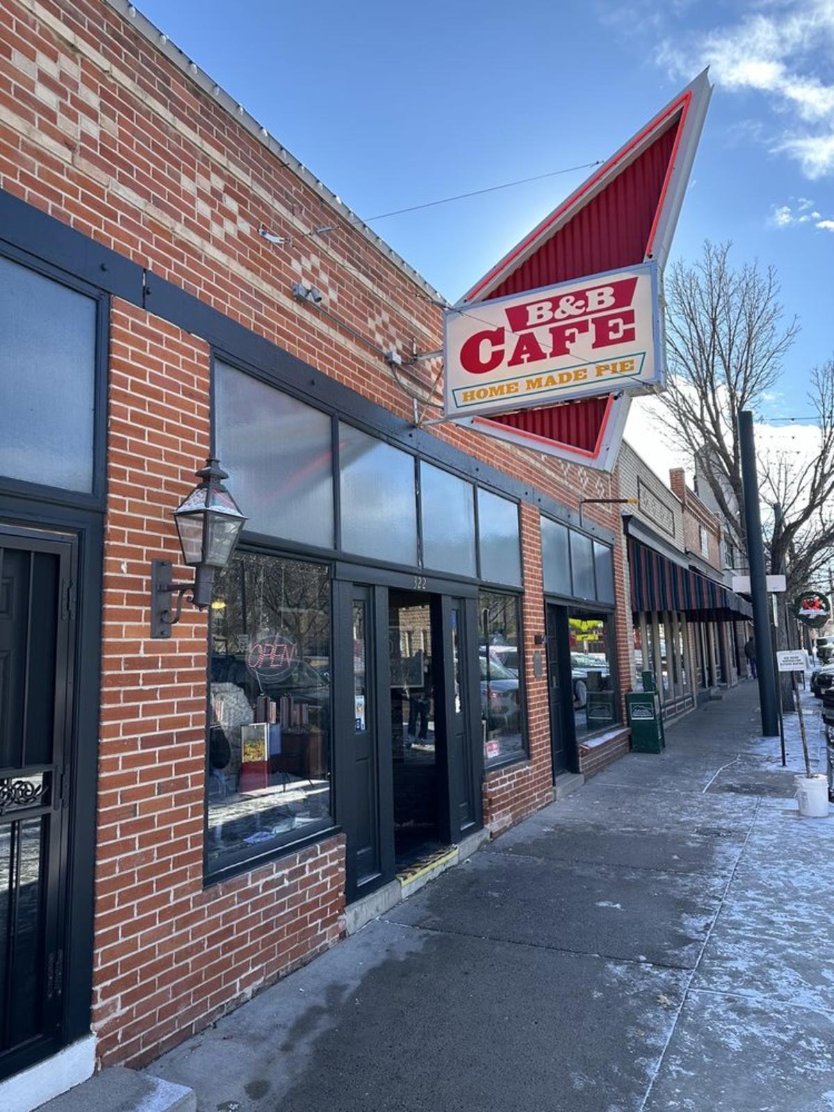 B&B Cafe restaurant in Castle Rock, Colorado