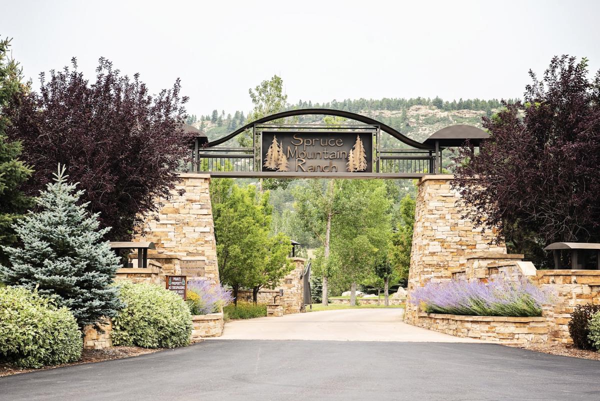 Spruce Mountain Events event venue in Larkspur, Colorado
