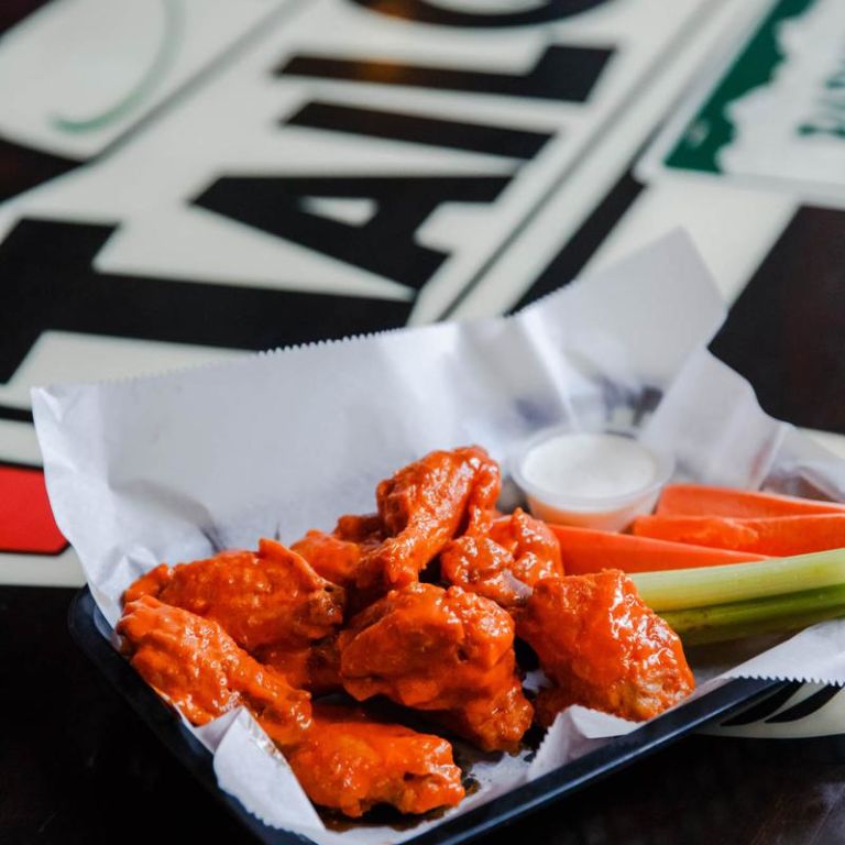 Tailgate Tavern & Grill featured offerings
