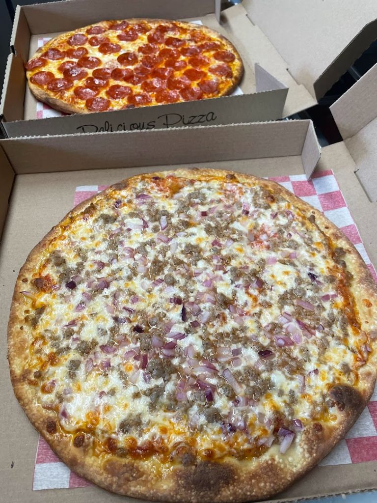 Interior view of Larkspur Pizzeria & Cafe