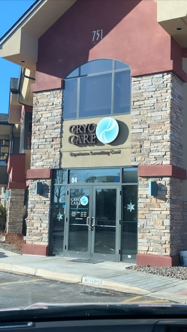 Castle Rock Regenerative Healthcare atmosphere and seating
