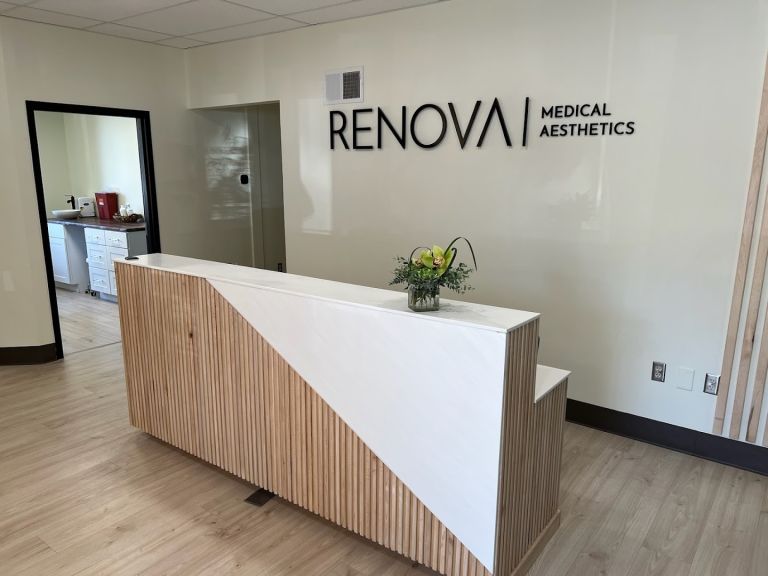 Renova Medical Aesthetics atmosphere and seating