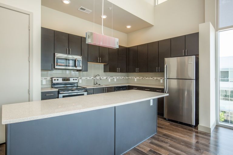 Lofts at Lincoln Station featured offerings