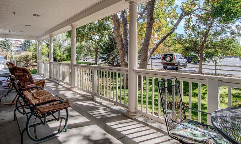 Castle Country Assisted Living - Victorian House dining area