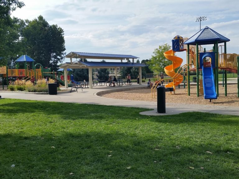 O'Brien Park dining area