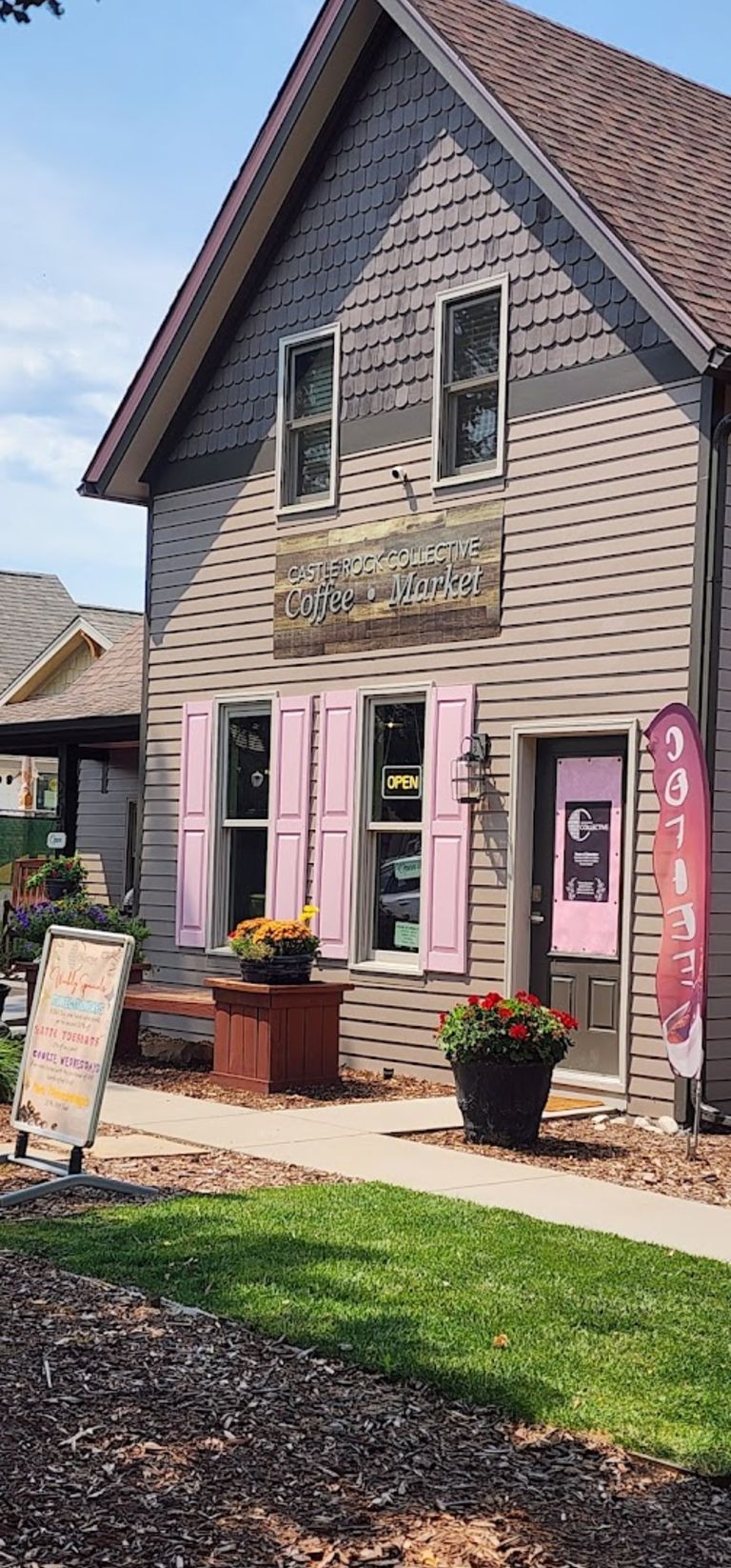 Castle Rock COLLECTIVE featured offerings