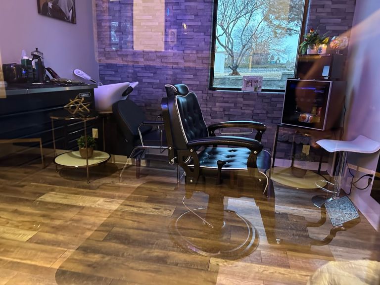Interior view of Joni’s Gentleman's Cuts