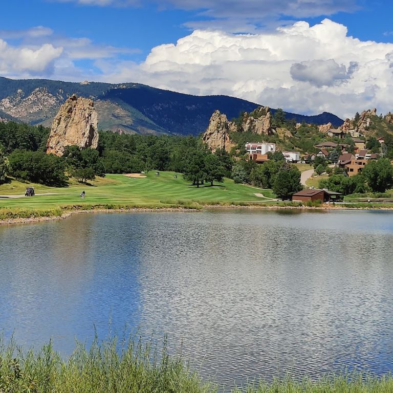Perry Park Country Club featured offerings