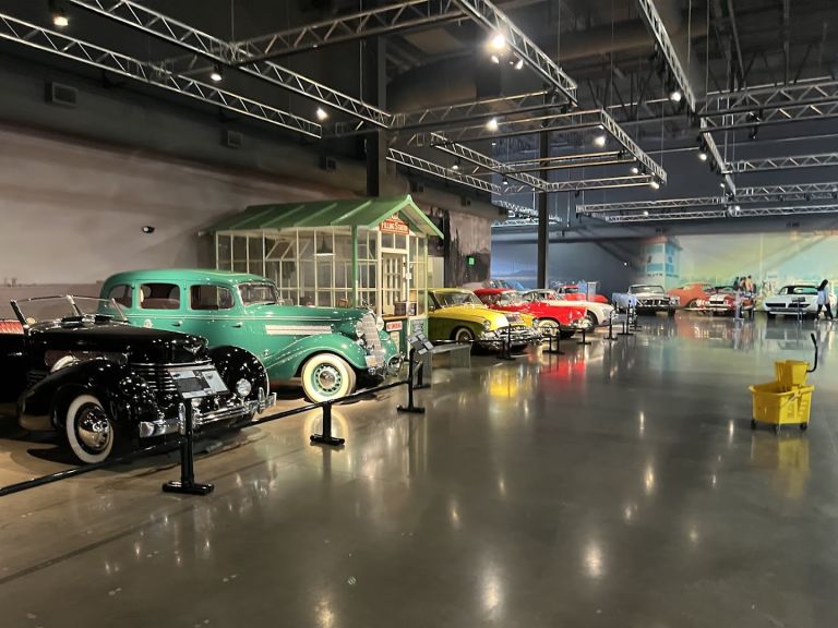 Vehicle Vault atmosphere and seating