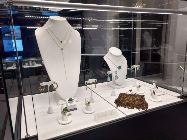Victoria Marie Jewelers dining area