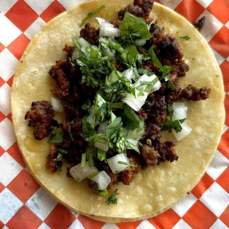 Tacos por Dias exterior entrance