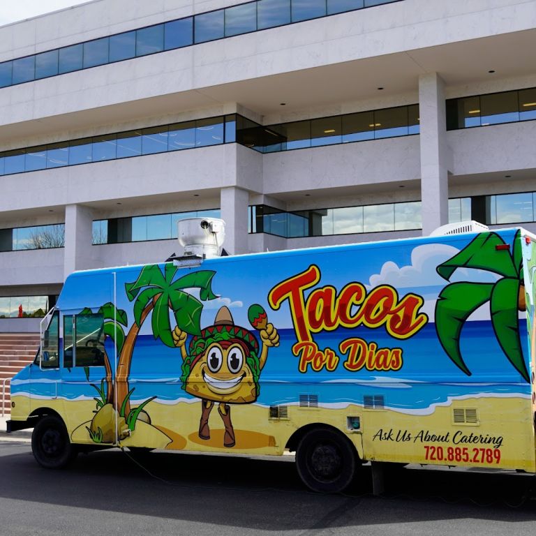 Interior view of Tacos por Dias