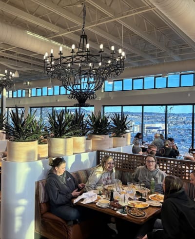 Los Dos Potrillos Castle Rock