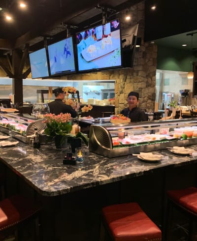 Vy Sushi Bar & Pho Vy - Parker