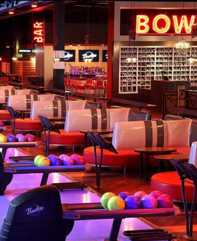 Lucky Strike Lone Tree