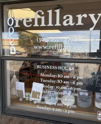 Refillary