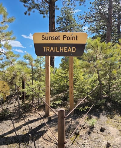 Sunset Point Trailhead