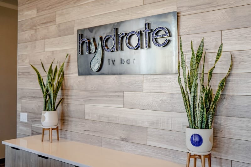 Hydrate IV Bar