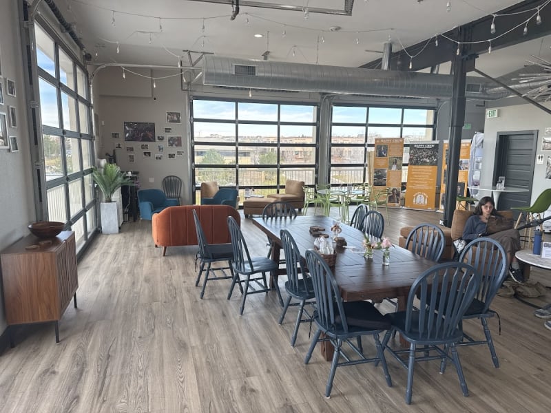 Happy Crew Coffee House