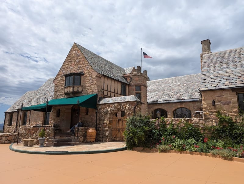 Cherokee Ranch & Castle