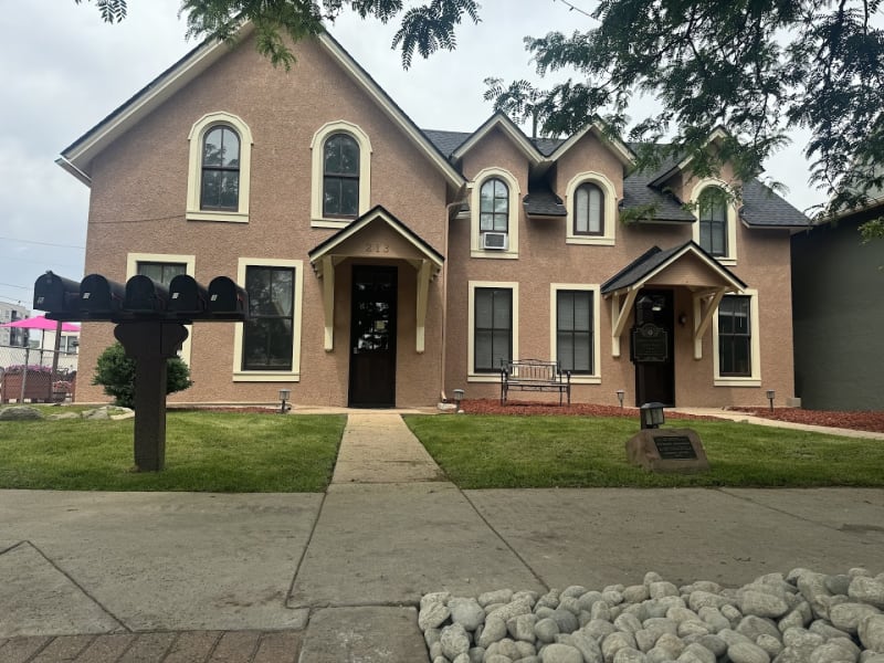 Owens House Apartments