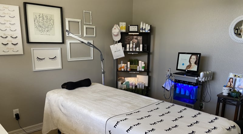 Lash Naps and Esthetics