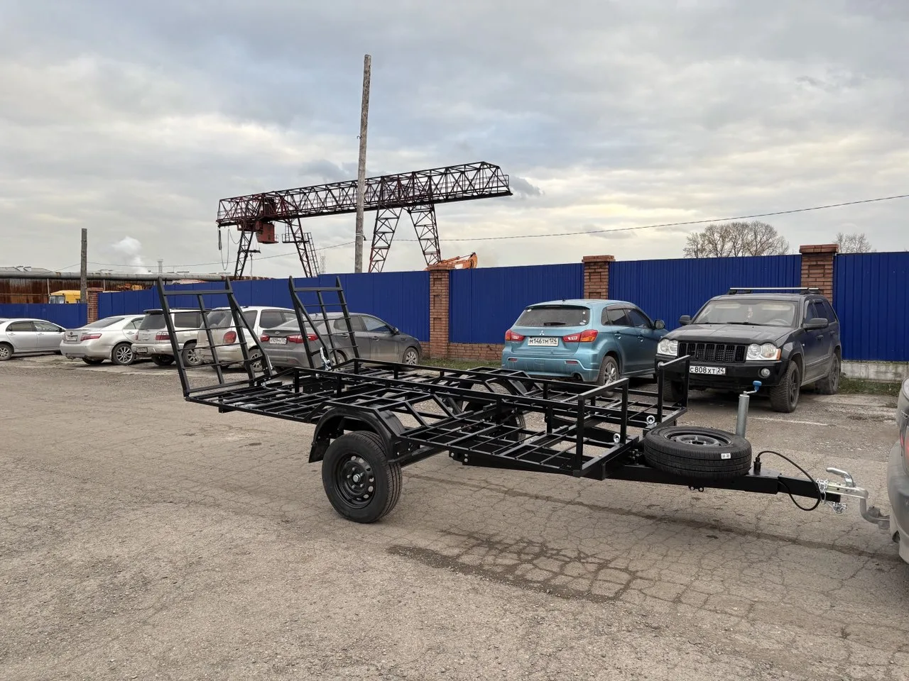 Яр Прицеп Квадро 1200 с трапами