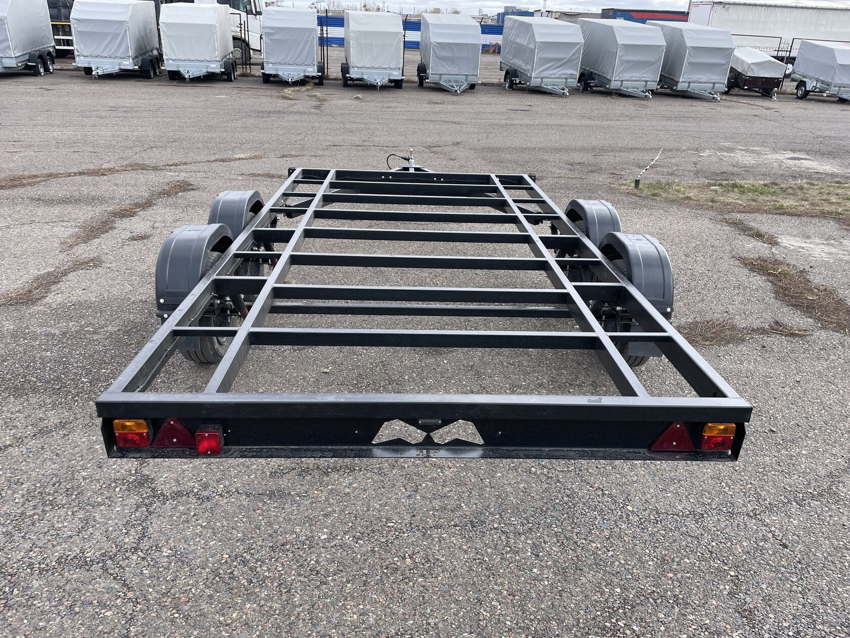 Яр Прицеп 2040 Площадка