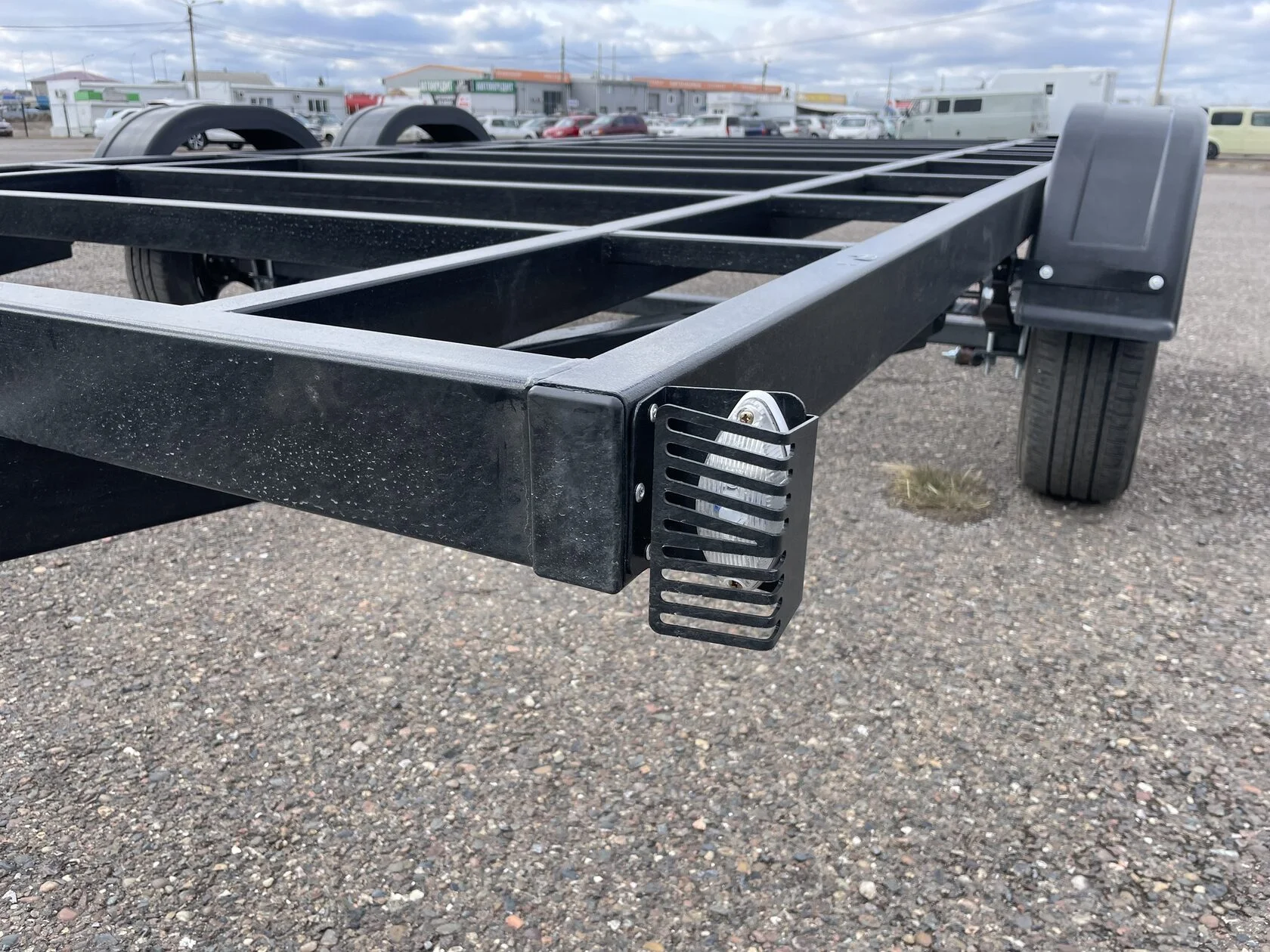 Яр Прицеп 2040 Площадка