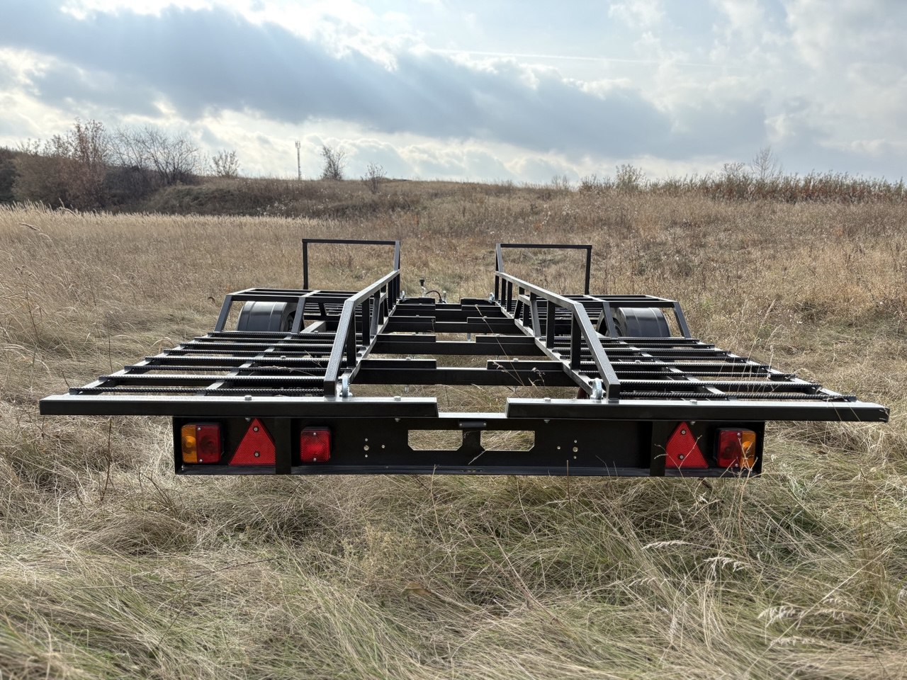 Яр Прицеп Яр Квадро 900