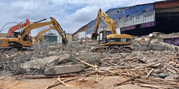 One Dead, 25 Rescued in Building Collapse at Brother Ronnie’s Church