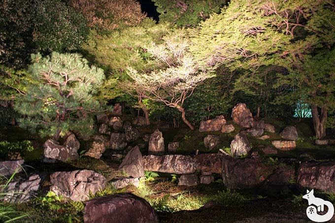 圓徳院 北庭