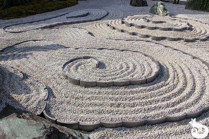 圓光寺 奔龍庭