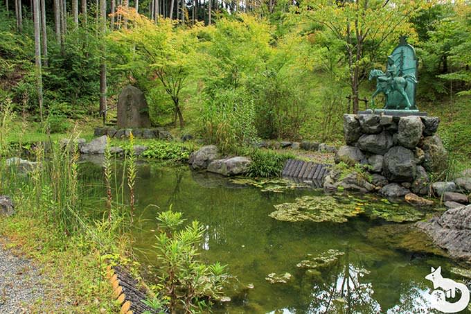 常照寺 白馬池
