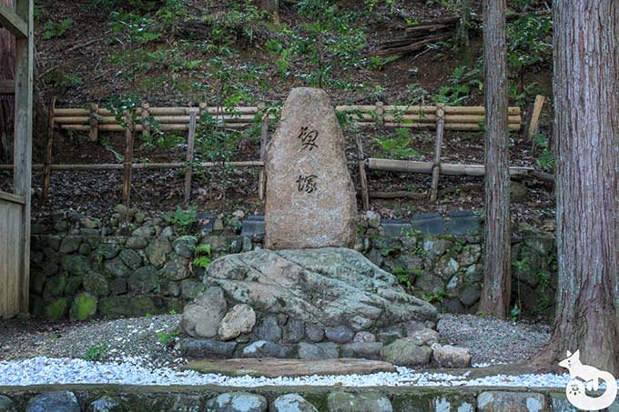 御髪神社 髪塚