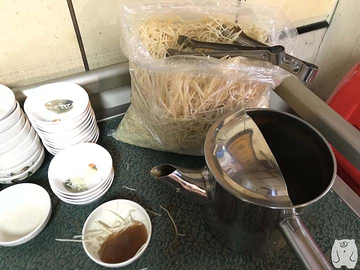 六千牛肉湯|タレを作る