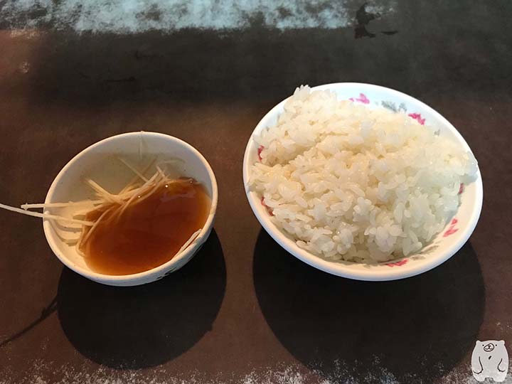 六千牛肉湯|白飯到着